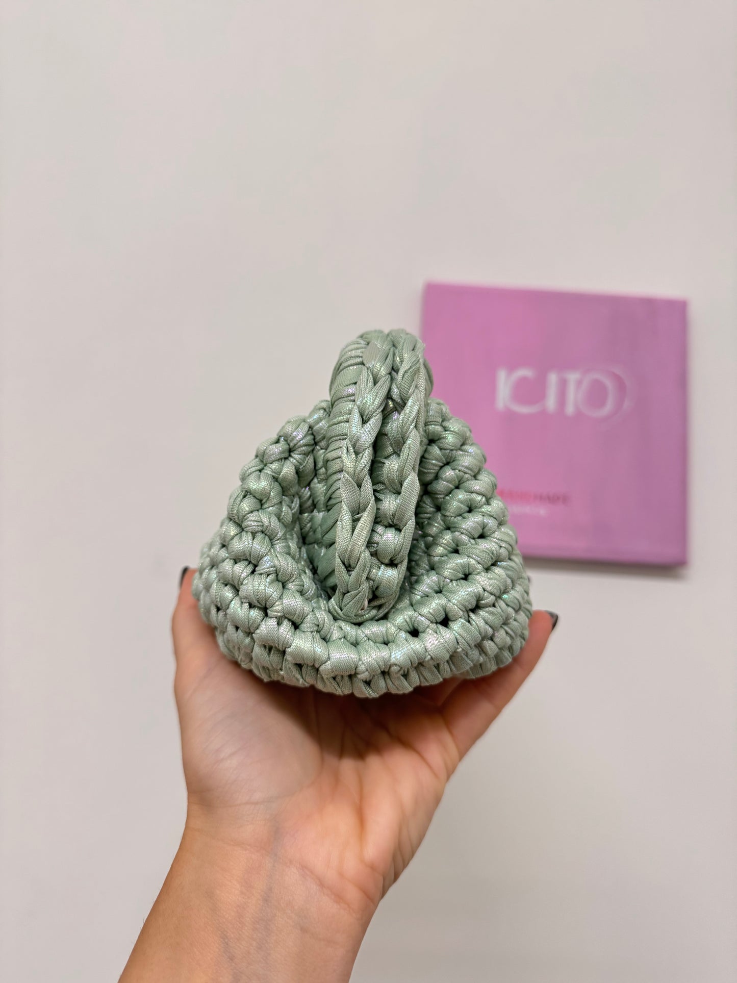 Clutch Verde Laminata